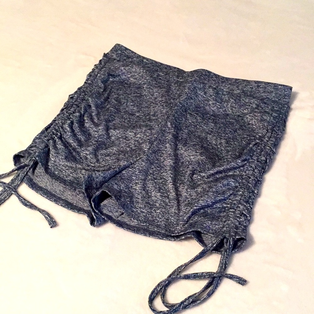 Drawstring Side Marled Shorts - Picture 5 of 10